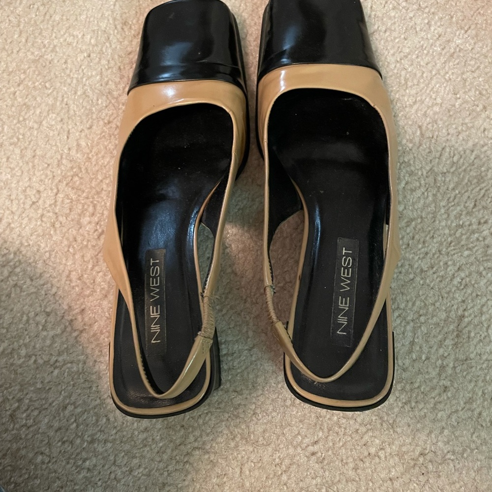 Two-tone Slingbacks!